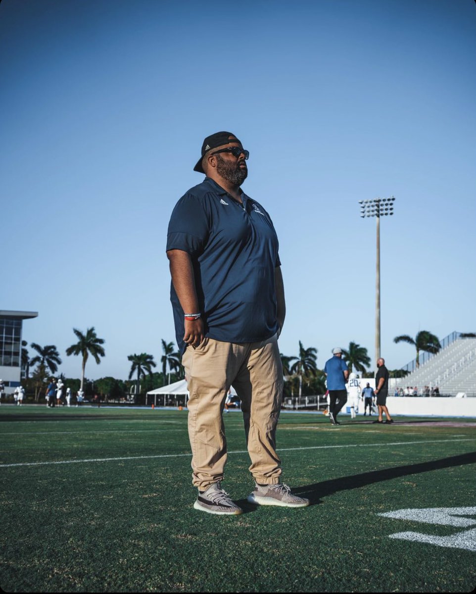 Coach Anderson tweet media