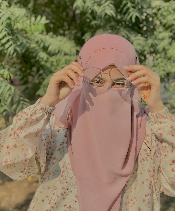 اس قدر اُس کی جستجو ہے مجھے🌺
جیسے دنیا میں آخری ہو وہ شخص🍁.

<a href="/mmahijan031/">Maحی 🦋</a>
