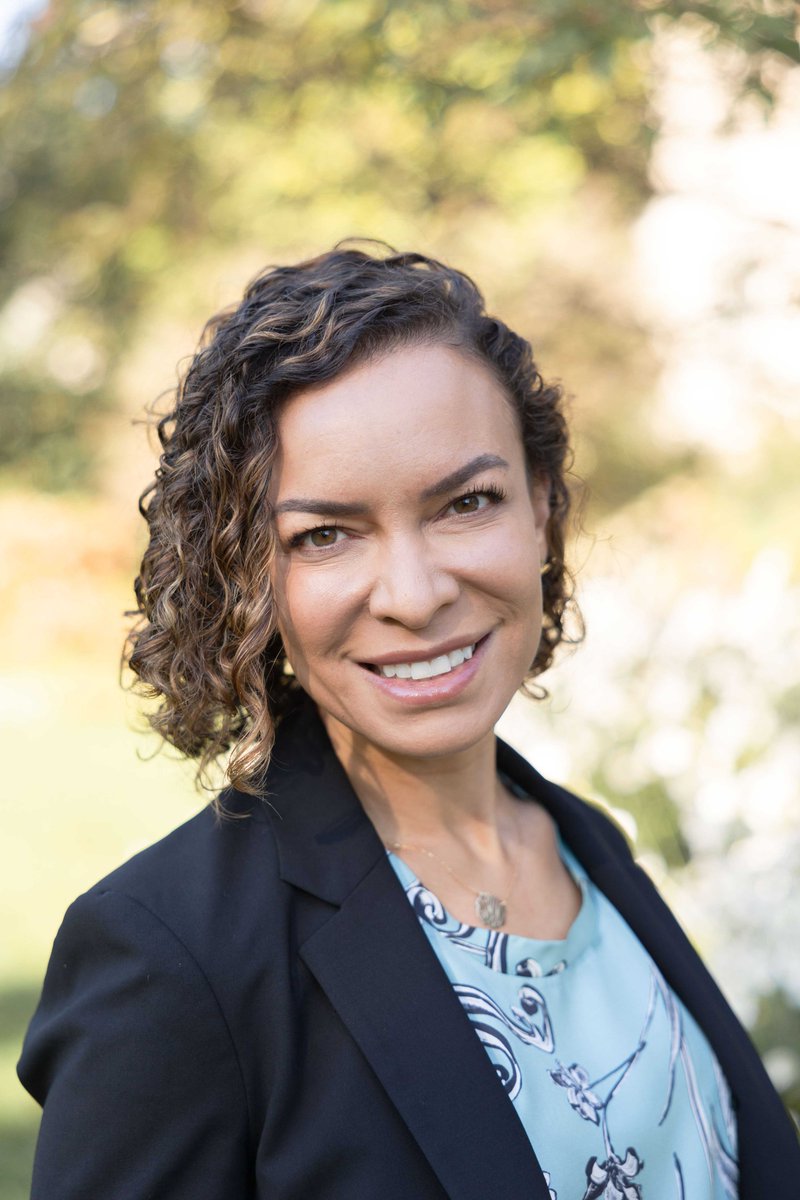 Congratulations to NIDDK’s Dr. Valerie Darcey (<a href="/vdarcey/">Valerie L. Darcey, PhD, MS, RD</a>) who was selected as a 2024 <a href="/NIH/">NIH</a> Distinguished Scholar alongside 14 colleagues from <a href="/NIAIDNews/">NIAID News</a>, <a href="/NatEyeInstitute/">NEI</a>, <a href="/NIHAging/">The National Institute on Aging (NIA)</a>, @NCIResearchCtr, @NIEHS, <a href="/NIHClinicalCntr/">NIH Clinical Center</a>, @NICHD_NIH, and <a href="/NIH_NINDS/">NINDS</a>! diversity.nih.gov/contributor/20…