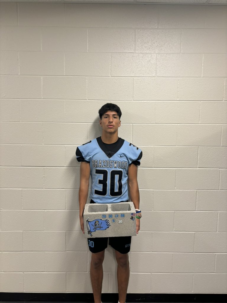 Congrats to <a href="/Josetrev30/">Jose Trevino 2025</a>  for being the hit and block of the week. This dude just works and gets better on a daily biases. #THIS <a href="/coachluster2/">Eric Luster</a> <a href="/BwoodBucsFB/">BrazoswoodFootball</a>