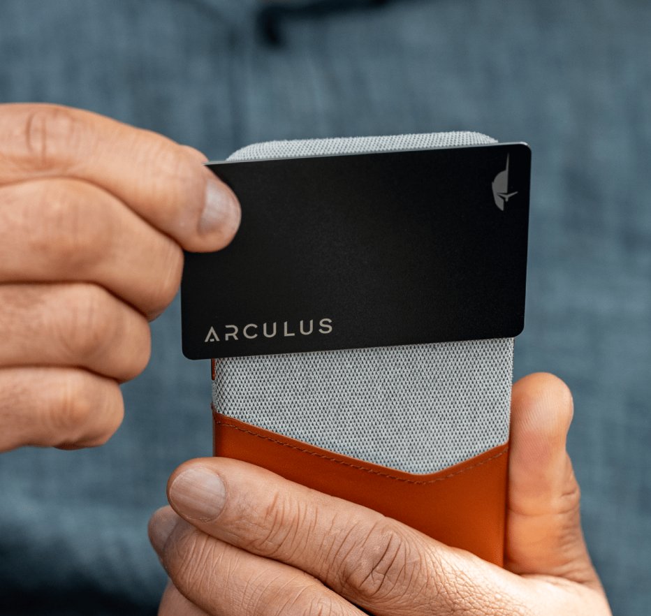 CompoSecure's tweet image. Three-factor authentication drastically improves security and is the gold standard for protecting user data and assets. Learn more about how @thisisarculus can keep you safe: bit.ly/43WUx1c.

#arculus #3FA