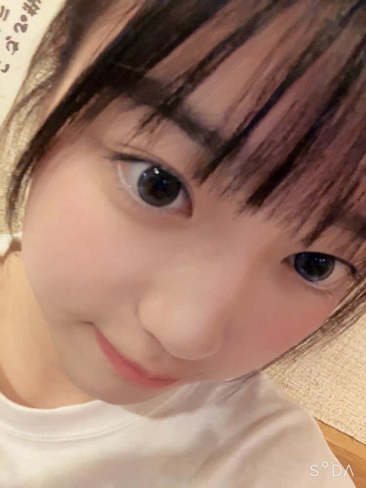 sakuragi_25's tweet photo. 最近配信出来てなくてごめんね😭
はやく皆とお話できるように頑張るね💪
今日は塾だから寝るの遅くなっちゃうけどみんなは早く寝て疲れとってください！😌
皆んなおやすみなさい、また明日(*´︶`*)ﾉ https://t.co/cVKdfOy1PD
