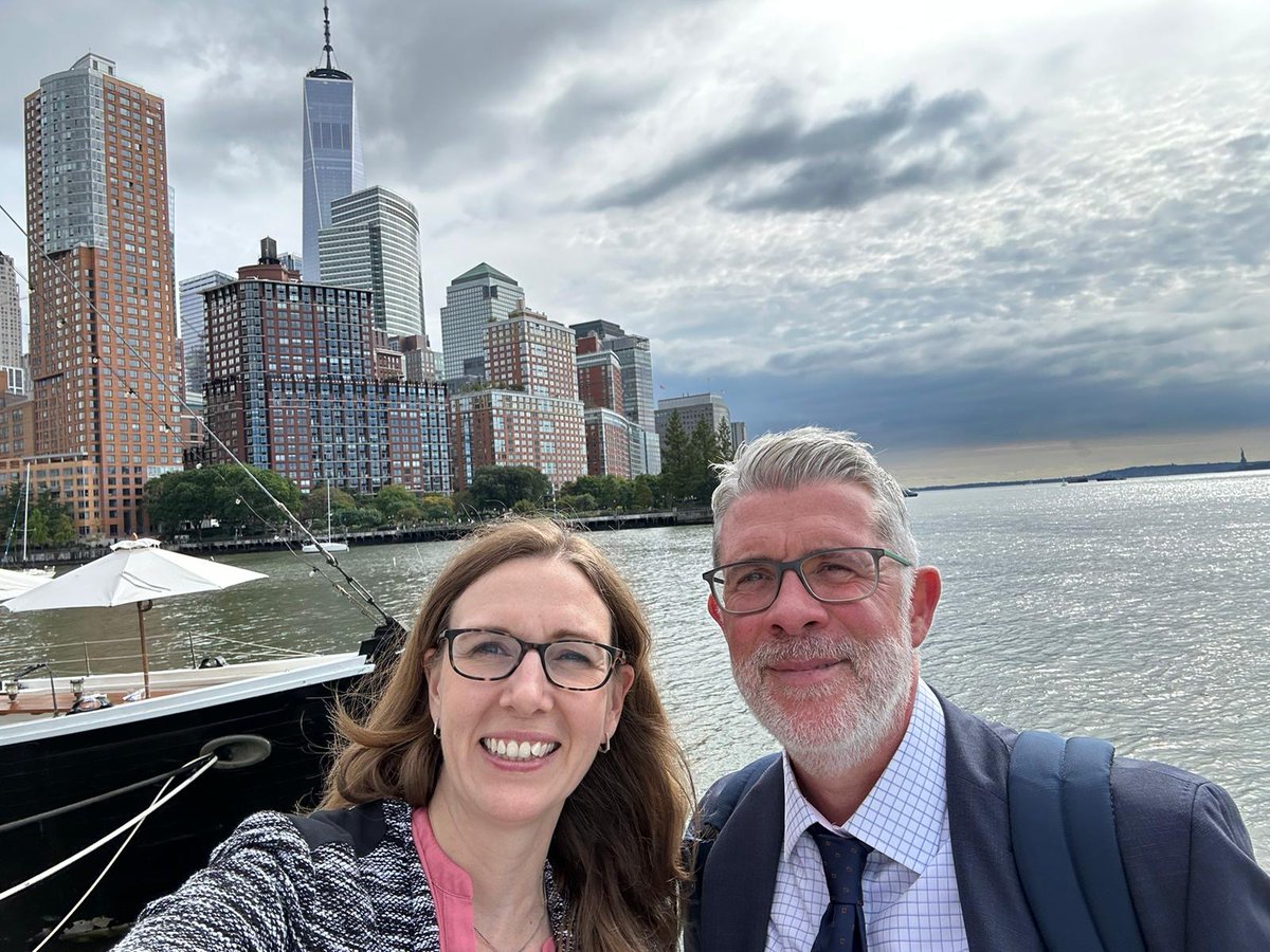Last week, Helen and Kevin had an incredible time in #NewYork, reconnecting with clients and meeting some fantastic new faces. It was a week full of inspiring conversations in the Big Apple! 🗽✨

If you’re in #Toronto this week, reach out to schedule a meeting!