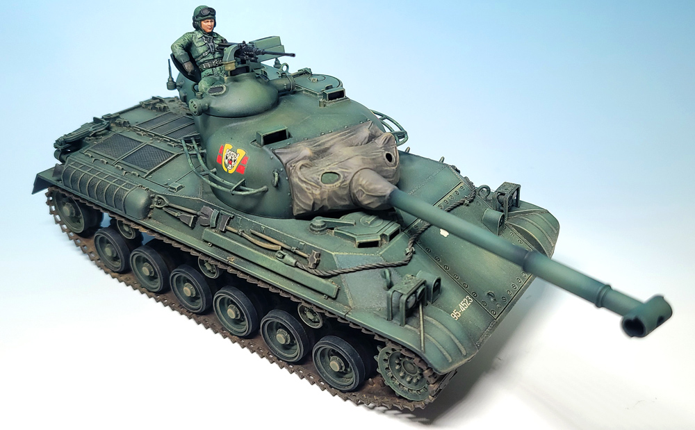 「타미야 1/35 61식 전차 완성. 기본설계는 50년도 더 전의 제품이라」|太斗のイラスト