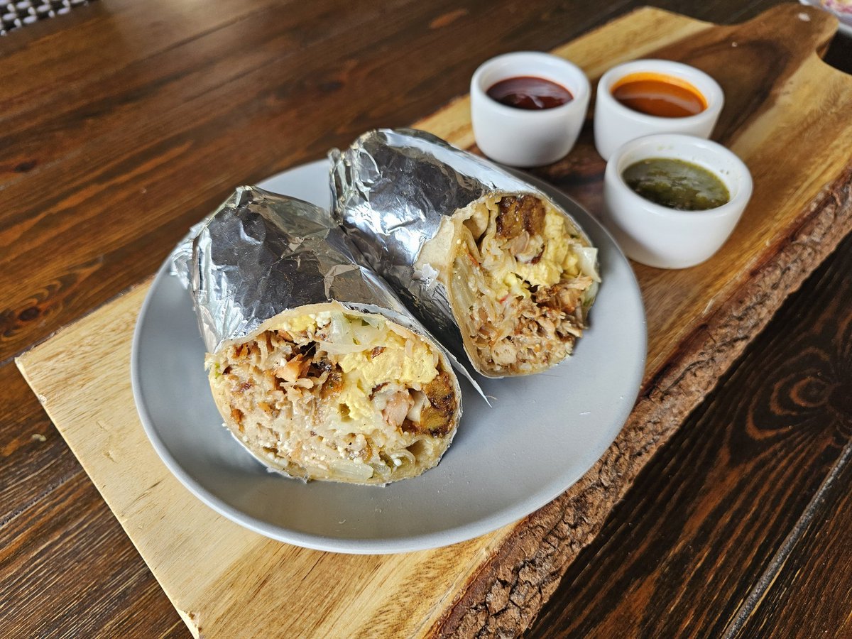 Side Door DC tweet media