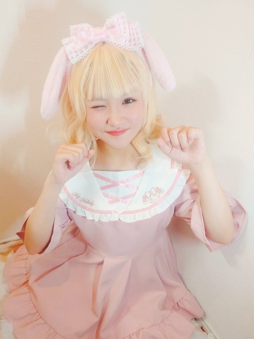 Twitterのコスプレ画像16