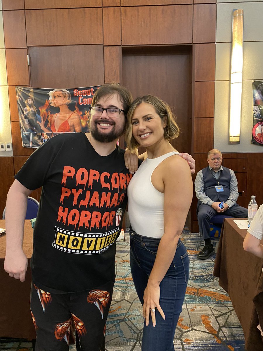 Slasher Scotty (@slasherscotty1) on Twitter photo Omg loved loved loved meeting <a href="/PoutyScouty/">Scout Compton</a> at <a href="/MonsterManiaCon/">MONSTER-MANIA CON</a> this past weekend! Sweetest person ever!!
#halloween #Halloween2024 #lauriestrode #scoutcompton #MichaelMyers #horror #haddonfield #slasher #films #film #movies #movie #monstermania #convention Omg loved loved loved meeting <a href="/PoutyScouty/">Scout Compton</a> at <a href="/MonsterManiaCon/">MONSTER-MANIA CON</a> this past weekend! Sweetest person ever!!
#halloween #Halloween2024 #lauriestrode #scoutcompton #MichaelMyers #horror #haddonfield #slasher #films #film #movies #movie #monstermania #convention