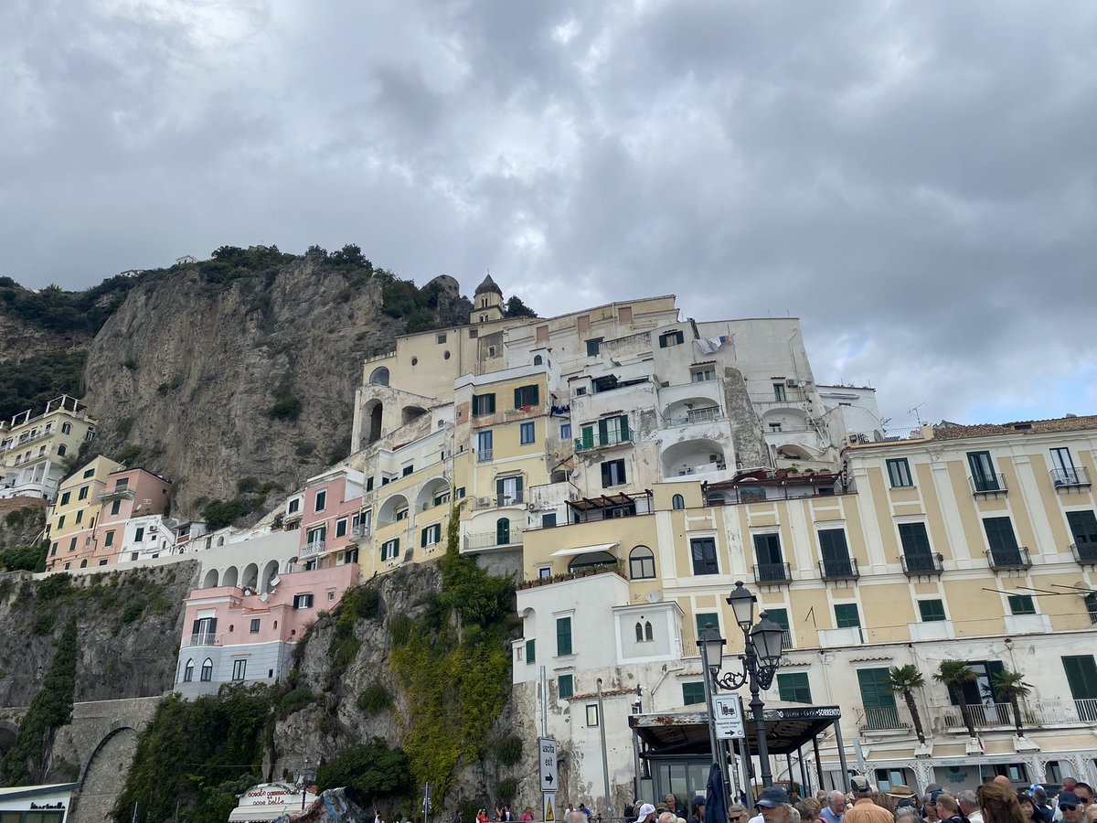 Amalfi 🇮🇹 

Now back to Sorrento for some chilled time then pizza making this evening. 

<a href="/WGSWindsorGirls/">Windsor Girls'</a>