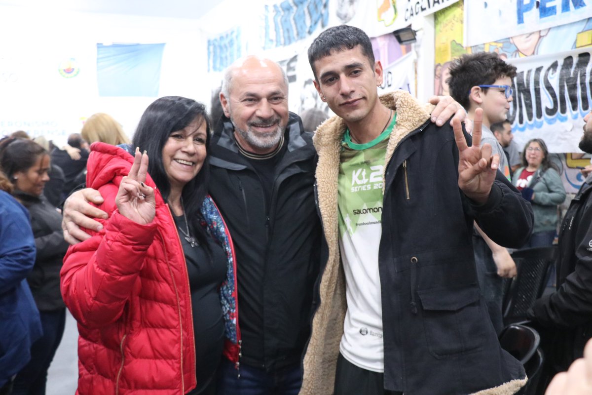 CHARLA DEBATE: POR EL FUTURO DEL PERONISMO✌️

🗣️Junto a <a href="/fabiancagliardi/">Fabián Cagliardi</a> y <a href="/jorgeferraresi/">Jorge Ferraresi</a> participamos de una charla organizada por el PJ de Berisso.

✅En esta oportunidad, nos reunimos para debatir sobre el rol del peronismo y pensar acciones para impulsar la reconstrucción de