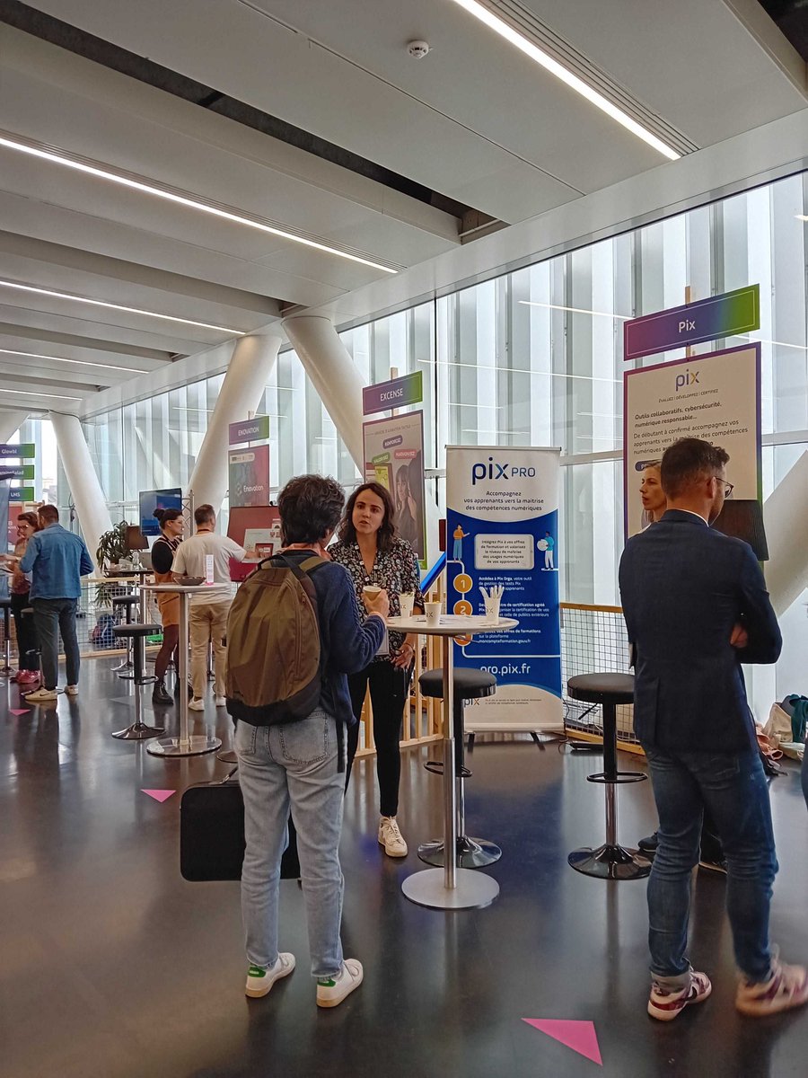 Pix_officiel's tweet image. 🚀 L&apos;équipe Pix est à également à Rennes pour @LelearningShow, l&apos;événement de la formation professionnelle 🎓
Venez échanger avec nous sur l’offre Pix destinée au apprenants et participez à notre atelier demain de 14h à 15h15 ➡️ bit.ly/47TqDyh  #LearningShow