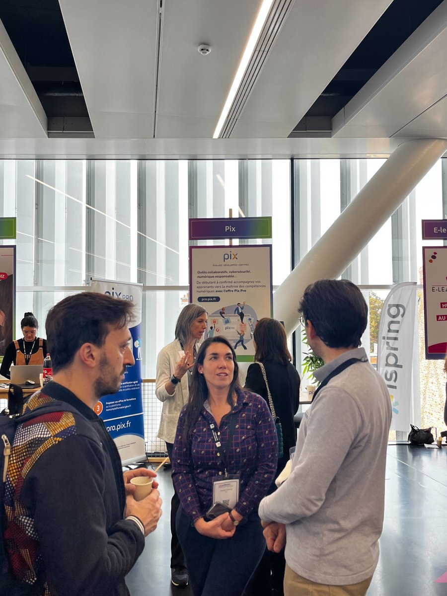 Pix_officiel's tweet image. 🚀 L&apos;équipe Pix est à également à Rennes pour @LelearningShow, l&apos;événement de la formation professionnelle 🎓
Venez échanger avec nous sur l’offre Pix destinée au apprenants et participez à notre atelier demain de 14h à 15h15 ➡️ bit.ly/47TqDyh  #LearningShow