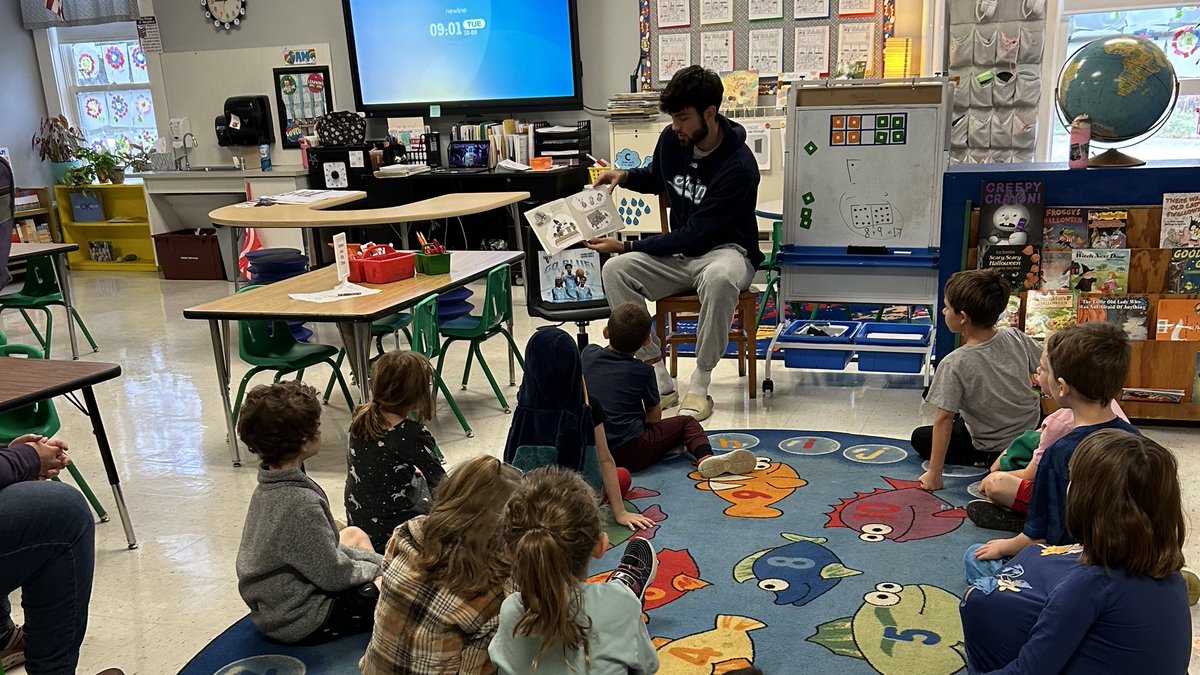 Thank you to the Asa C. Adams elementary school for letting us come spend the morning with you!!

#blackbearnation