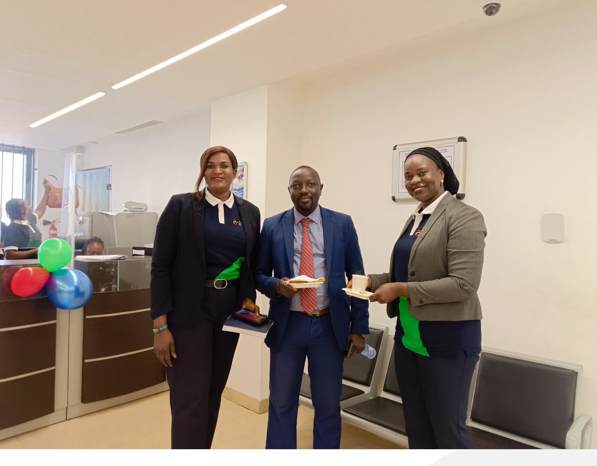 afgbankmali's tweet photo. À l’occasion de la Semaine du Service à la Clientèle, nous avons eu le plaisir de débuter cette semaine spéciale en accueillant nos clients autour d’un délicieux petit-déjeuner au siège de notre agence.
AFG Bank, avec vous à chaque instant.
#AFGBank #SemaineDuServiceClient https://t.co/qWxz3ubwpz