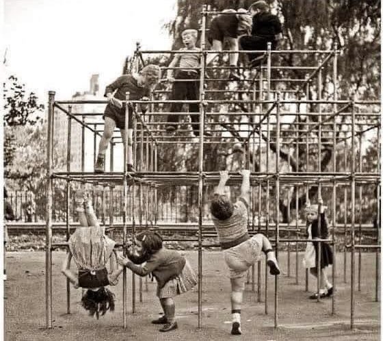 USA_EaglesUp's tweet image. THE MATRIX…
(Original design)

A #ScienceTest
(Early Analog Type)

😎
👇👇👇