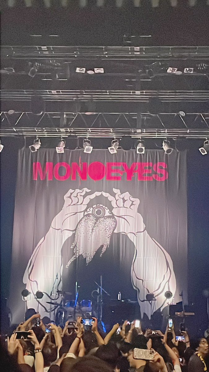Dp_nyan's tweet photo. MONOEYESさいこーすぎた！！

 #MONOEYES https://t.co/QazcIVHhev