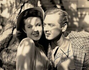 TinseltownTwins's tweet photo. Rand Brooks with Peggy Moran in Double Date (1941). #ClassicGuyOfTheWeek #RandBrooks https://t.co/bWlQAf6ihC
