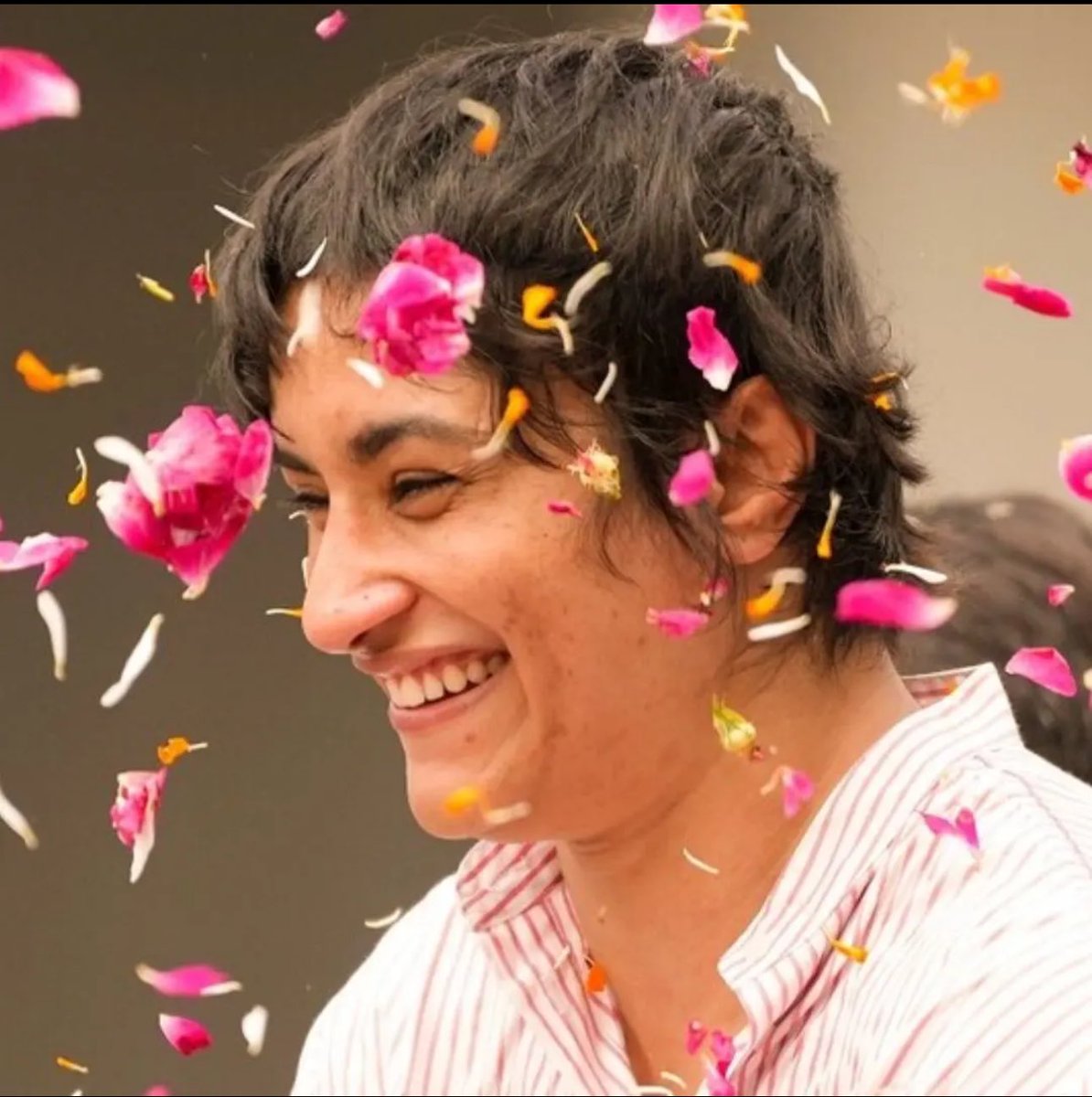 Arun_Kaku05's tweet photo. I wanted to see you win!!

Congratulations ⁦@Phogat_Vinesh⁩ 🎉🥳🎈🎊🎁 https://t.co/YvXCKI4VSX