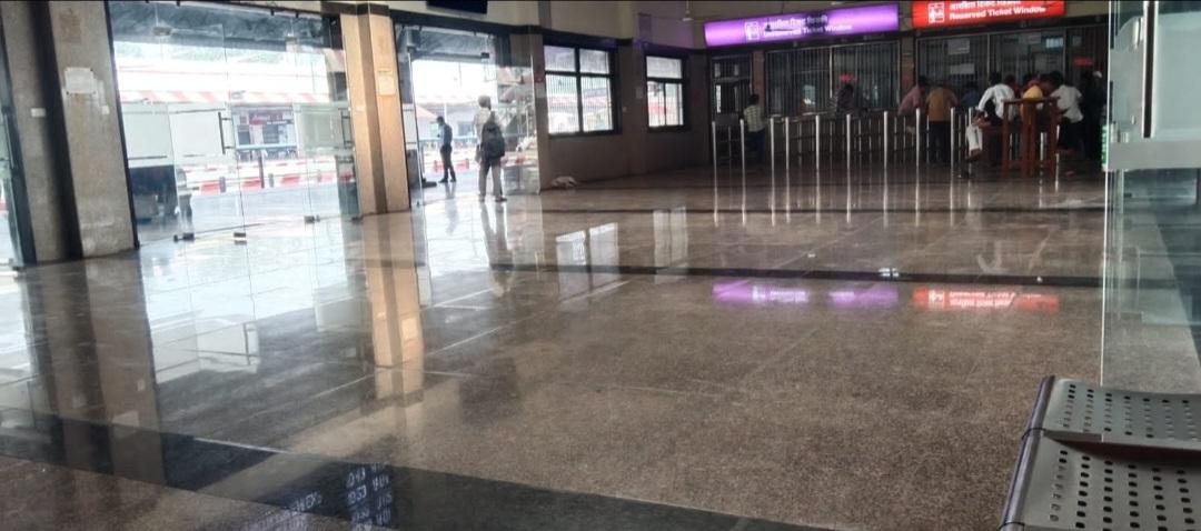 drm_drmizn's tweet image. स्वच्छ परिसर !      

#SwachhataPakhwada2024 #SwachhBharat #SpecialCampaign4 #IRSpecialCampaign4 #SHS2024 #SwachhataHiSeva2024