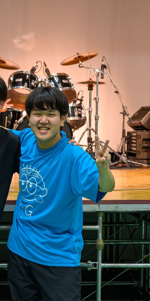 めっきり秋ですね！
最近、軽音部でドラムを始めて、結構レパートリー増えてきました！

文化祭では、怪獣の花唄とか演奏しました🎼
楽しかったー☺

今度機会あったら聞いて欲しい！