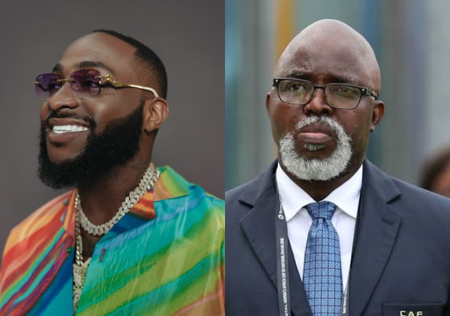 TVCconnect's tweet photo. Davido headlines Warri again as he and Amaju Pinnick END beef.
Pop star, Davido has ended his highly publicized feud with businessman and former NFF President, Amaju Pinnick
#esplashontvc
#EntertainmentNews
#entertainmentsplash https://t.co/OBwlMavQGm