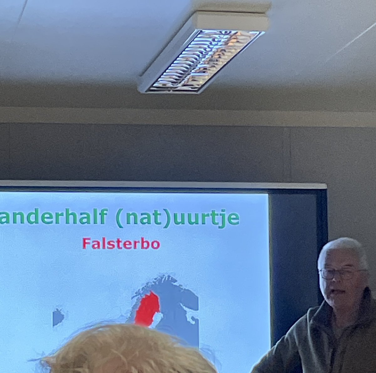 Mooie avond  #knnvzwolle - Anderhalf (Nat)uurtje met een verhaal over de notenkraker,  winterjuffers en Falsterbo! 
Elke maand verschillende sprekers: vier kwartiertjes met natuur!
Kijk in de agenda voor de activiteiten de komende tijd:
zwolle.knnv.nl/agenda/
#knnv
#zwolle