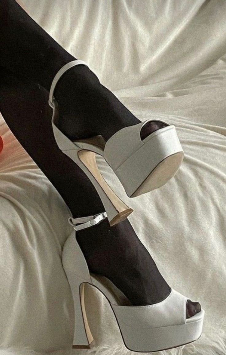 UNMASKEDPRIDE's tweet image. It’s over for everybody this Halloween