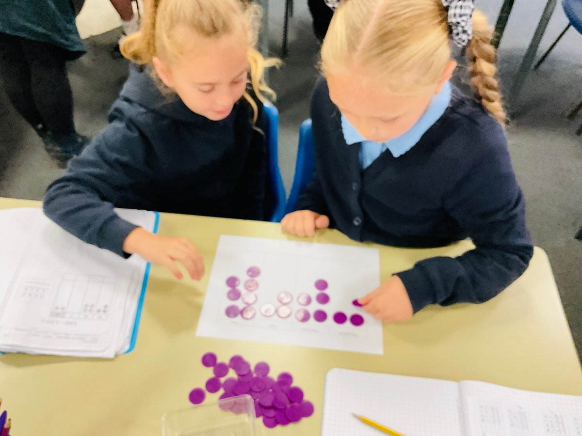 WoodchurchRoad's tweet image. Crew 4 have been grappling with manipulatives in maths this week. Collaboratively solving problems! Together we are stronger! 
#crew #masterymaths
