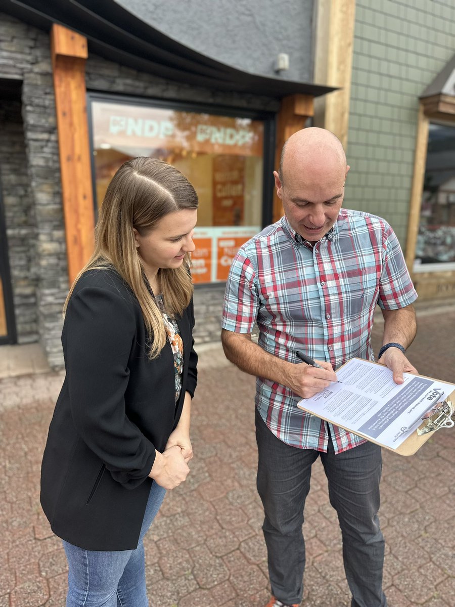 nathancullen's tweet image. So proud to support nurses here in Bulkley Valley-Stikine and right across BC. Not only do I and the #BCBDP support the pledge to make nursing/patient ratios dramatically better - we’re actually doing it as a government. Not just a promise - action! #bcpoli #bcnu