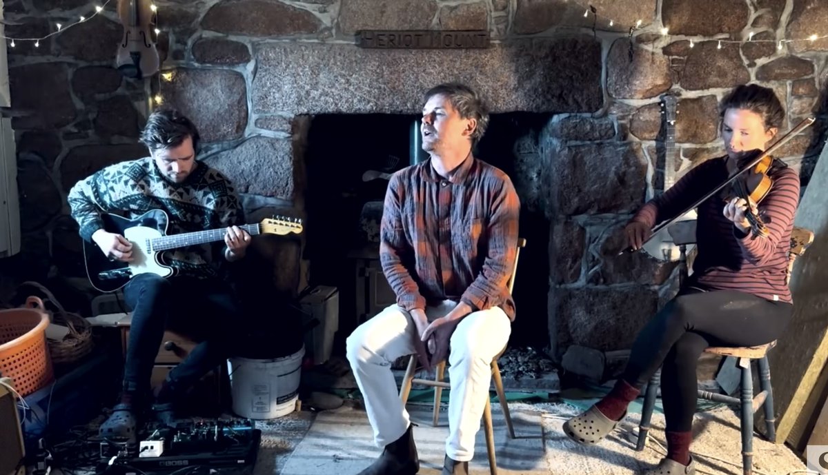Scotsman Arts (@scotsman_arts) on Twitter photo The Scotsman Sessions #424: Roddy Woomble with Sorren Maclean and Hannah Fisher - intro by Fiona Shepherd
scotsman.com/arts-and-cultu… <a href="/RoddyWoomble/">Roddy Woomble</a> <a href="/SorrenMaclean/">Sorren Maclean</a> <a href="/HaannahFisher/">Hannah Fisher</a> The Scotsman Sessions #424: Roddy Woomble with Sorren Maclean and Hannah Fisher - intro by Fiona Shepherd
scotsman.com/arts-and-cultu… <a href="/RoddyWoomble/">Roddy Woomble</a> <a href="/SorrenMaclean/">Sorren Maclean</a> <a href="/HaannahFisher/">Hannah Fisher</a>