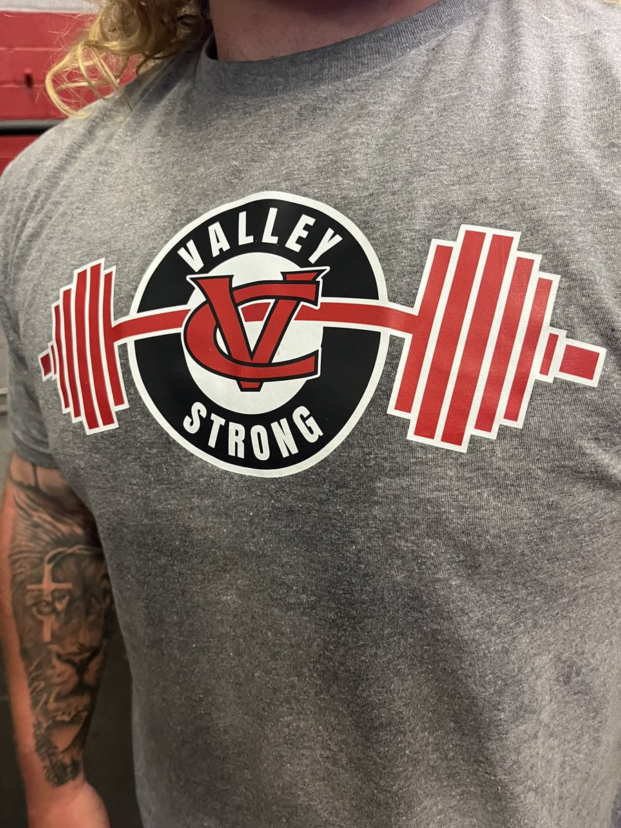 Good squat day this afternoon before our evening team practice! #thevalley