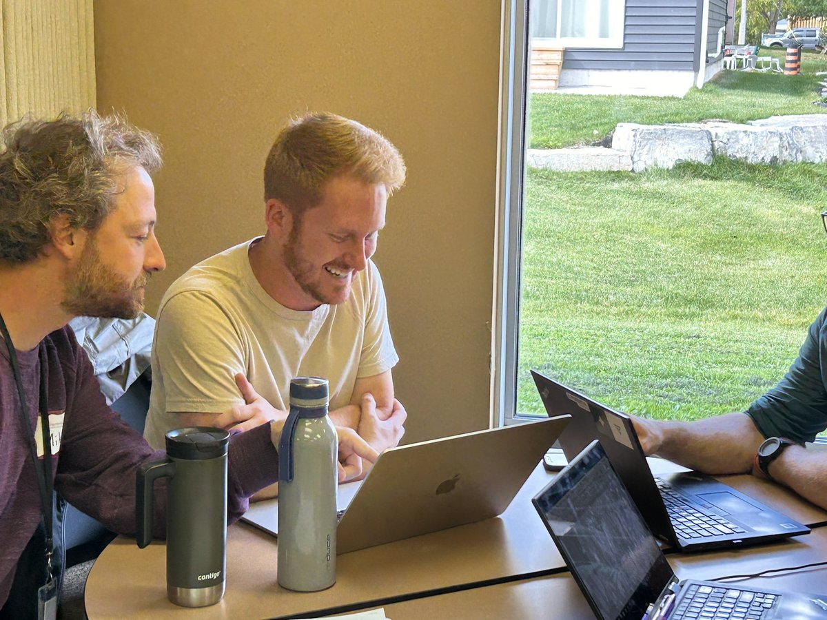 CareyDewey1's tweet image. Great day of learning as grade 7/8 educators champion inquiry based learning in ALCDSB. We believe in C3 -Curiosity Creates Change! @alcdsb