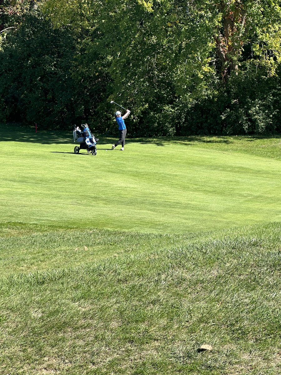 Freshman Mickaela Grieshop finishing strong at her first District Championship!