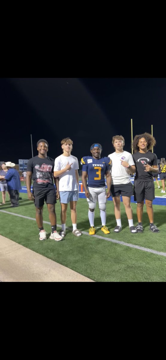 andrehusbandjr4's tweet image. Had a great time at the Texas Wesleyan vs Arkansas Baptist game. Great to see my boy Ernest and fellow Melissa Cardinals! @KBrantley07 @Ashton_kade12 @ernestc59 

@FootballMelissa @MCardsRecruits @MattNally1 @coachham9 @CoachTScoggin @CoachJPtxwes @Coach_FJohnson @Coach_RGlover
