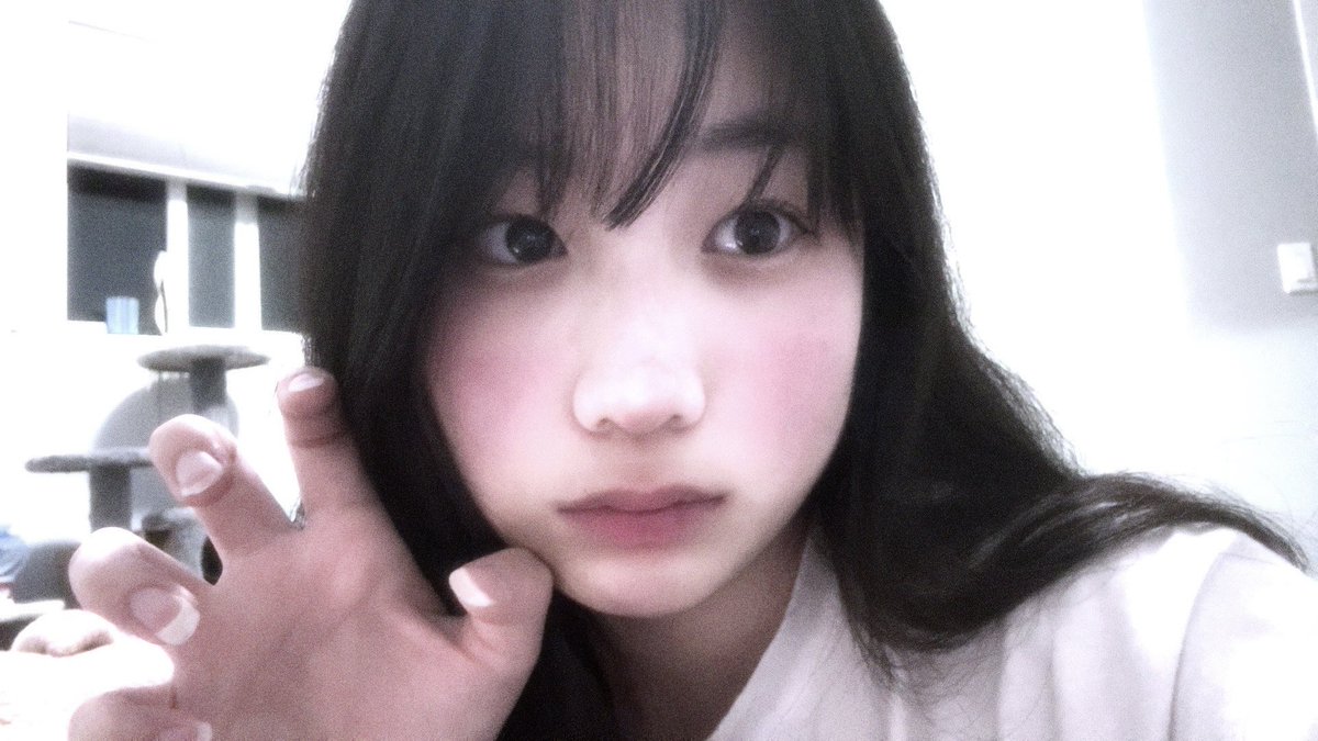 Chat I think a customer from my work is borderline stalking me…. But all good 😼