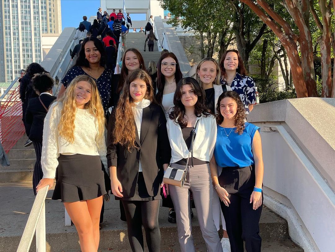 GulfShoresBOE's tweet photo. Repost from @gshs_hosa
•
GSHS HOSA, DECA, FCCLA, & NJROTC members are in Mobile for JLDC (Joint Leadership Development Conference) with hundreds of Alabama CTSO Members! #workforcedevelopment #alabamasfuture #directionmatters #makewaves #poweredbypeople @4alabamahosa @gulfshoreshs @gulfshoreshighschool_deca @gshfccla @alabamactso #jldc