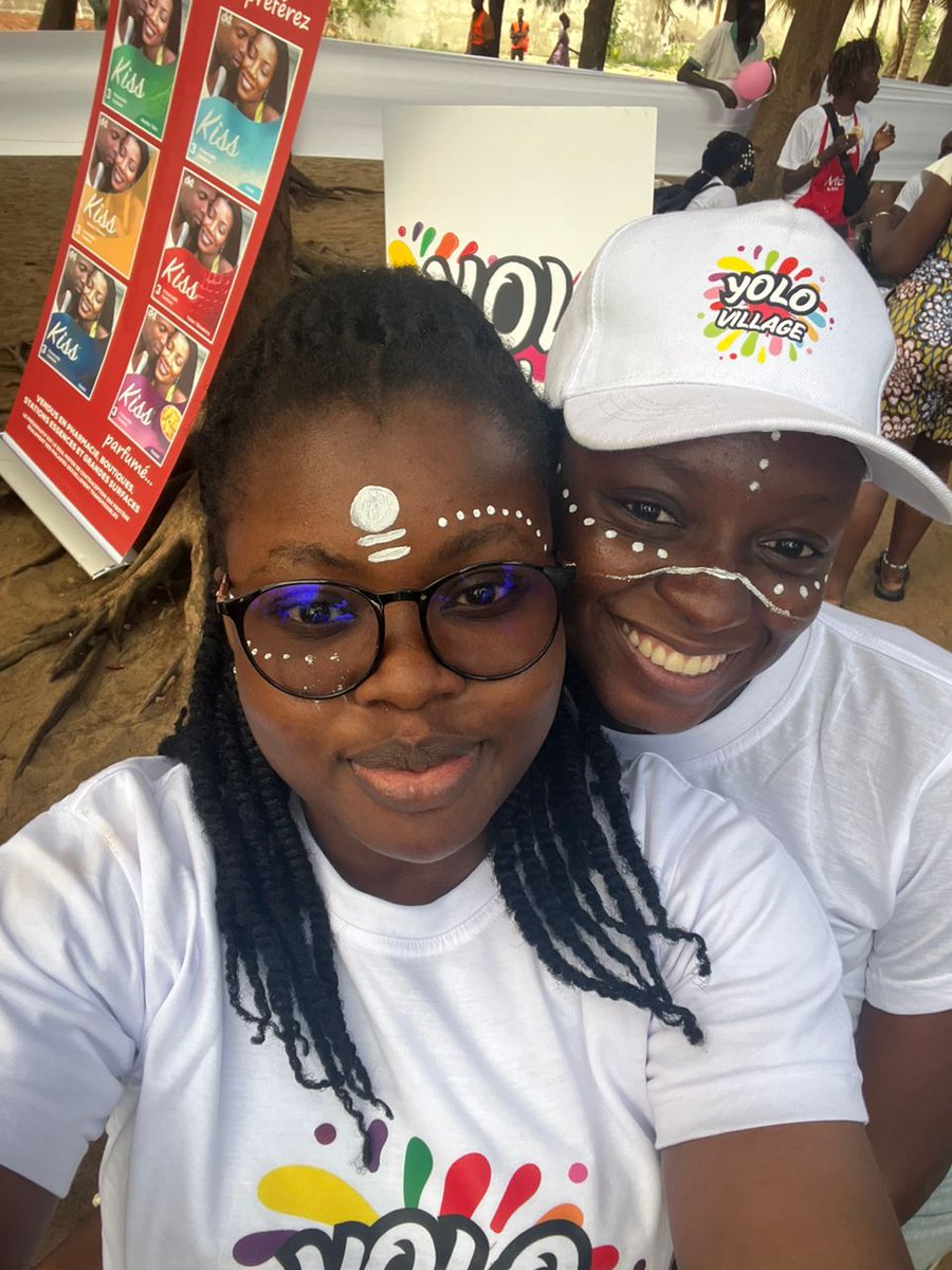 J'ai pris une cup menstruelle au #YoloVillage. Je partagerai mon expérience.
Les vécus sur les #protectionsmenstruelles ne doivent pas être invisibilisés. Les débats doivent s'ouvrir sur la qualité, le confort, l’expérience et la charge mentale qui y sont associés

Cc <a href="/Caahry/">Caharath, enchantée✨</a>