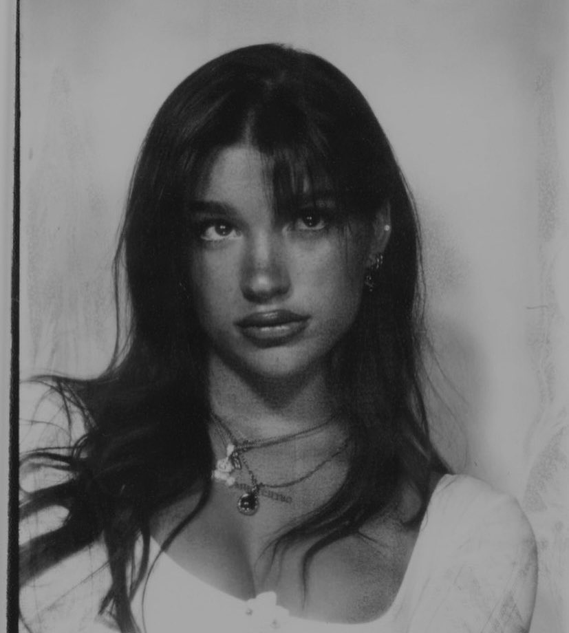 𝒐𝐥͟𝐢𝐯𝐞𝐢𝐫𝐚. tweet media