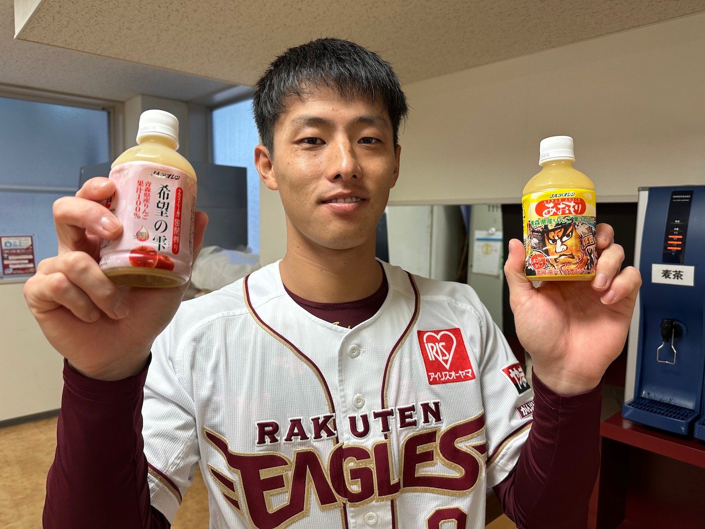 希望の雫&シャイニーアップルジュース(ねぶた) 手っ取り早かっ 希望の雫&シャイニーアップルジュース(ねぶた) 手っ取り早かっ
