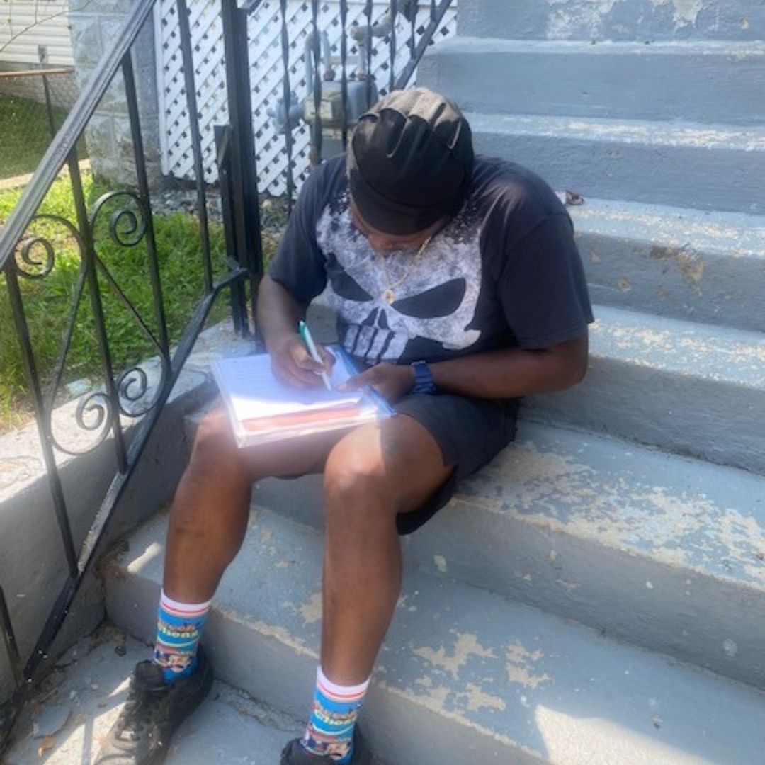 PEAvoices's tweet photo. 🧠 **Need help with mental health services?** Struggling to figure out adulting or building credit? Help create real solutions for the community and get something in return. Take the survey today! https://t.co/qG9imUbqDG https://t.co/rQVebww8QP