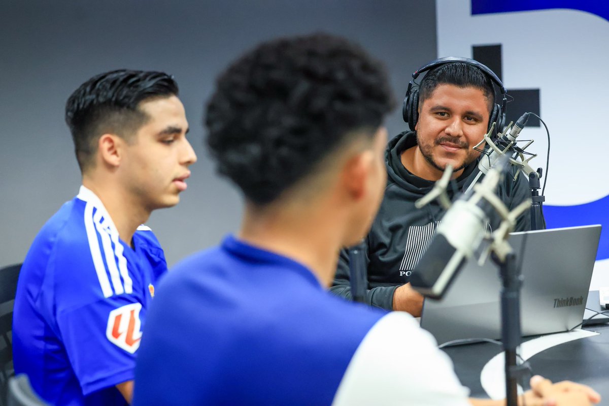 Ya que estamos hablando de la Liga Nacional de Fútbol hoy anunciamos en +Deportes Radio, a través de Radio La Chévere 100.9 FM que los hermanos David y Efraín Barahona, con participación en este proyecto sociodeportivo impulsado por INDES, viajan mañana miércoles a España para