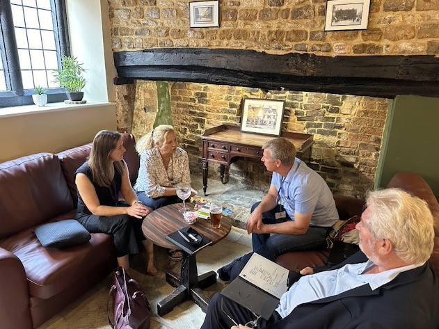 w_encoc's tweet image. 📰 NEWS: Wellingborough &amp;amp; East Northants Chamber of Commerce returns to its roots at the historic Hind Hotel

Read more here: wencc.co.uk/2024/09/30/wel…