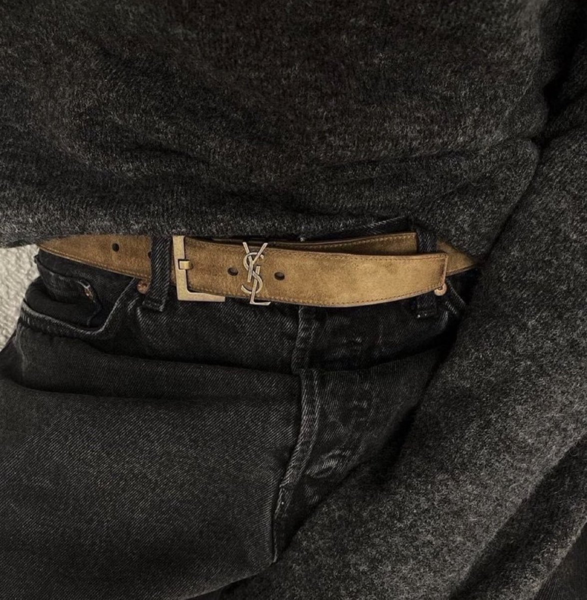 HardestFitPics's tweet photo. Need me a YSL belt 😮‍💨 https://t.co/0JnY55vMvq
