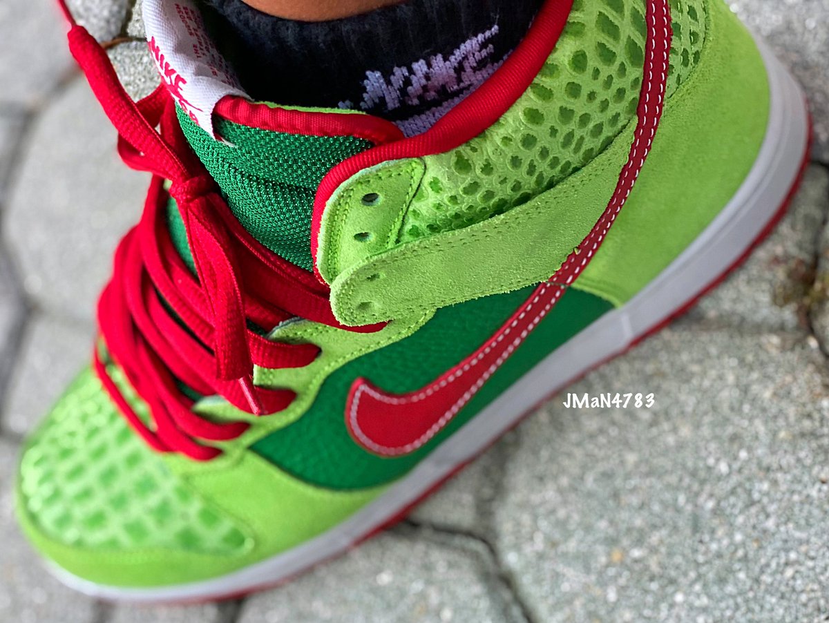 Stealth783's tweet photo. #KoTD #DunkHigh #GOAT #DrFeelGood #VintageKicks #KixNkarbs #TeamTMCII #YourSneakersAreDope #NIKESB #WearYourDunks #WDYWT #SneakerFreakerFam #NiceKicks #PositiveVibes #DuNktoBer #Atmoscollectorsclub #TheShoeGame #NikeFitCheck #nikesbornothing #SnkrAnml #FeelGoods https://t.co/beup5pKiUI