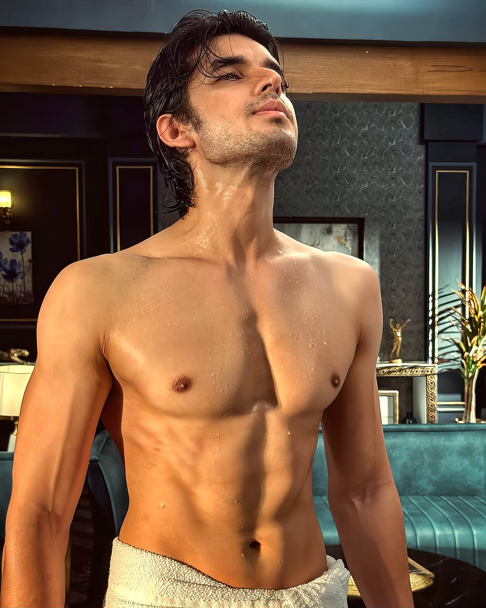 Adhik Mehta Tweets (@hothunksvideos) on Twitter photo Paras Kalnawat Fresh Out Of Shower π₯β€οΈ Paras Kalnawat Fresh Out Of Shower π₯β€οΈ