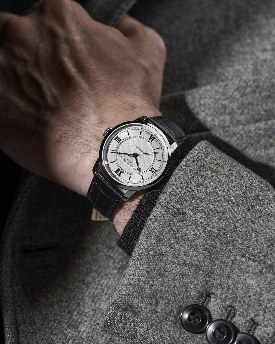 FrederiqueConst's tweet photo. The hallmark of all things classic is that they never go out of fashion.
Discover the Classics Premiere: https://t.co/hmYKtqrkau
#ClassicsCollection #Timelesswatch #SwissWatch #LiveYourPassion https://t.co/Jhbm87hqMM