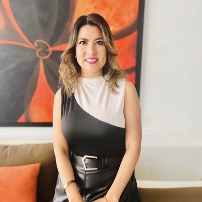 YanitziPalomo's tweet photo. #NuevaFotoDePerfil https://t.co/ptgOuxipXc