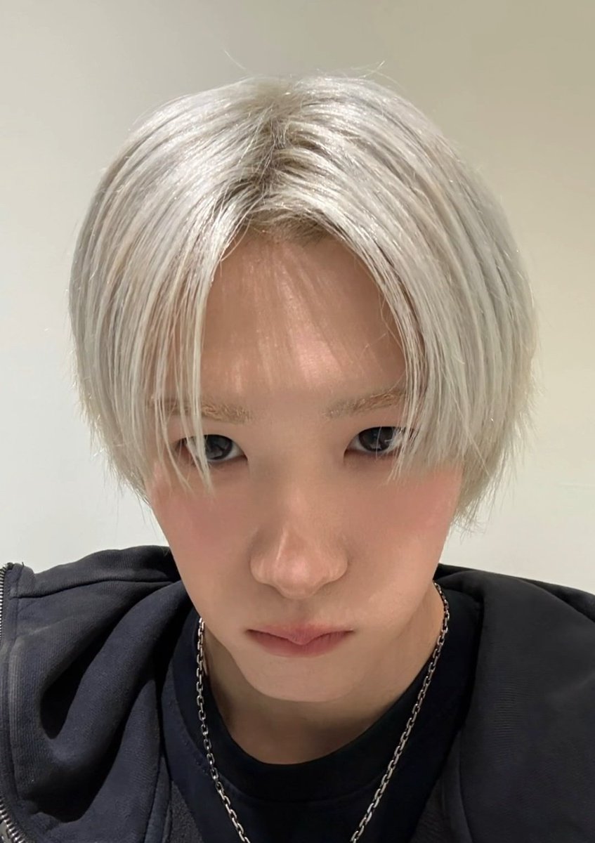 p1hits's tweet photo. shota on weverse moment 🥹💗 

#P1Harmony #피원하모니 #소울 https://t.co/kCEiWN2soK