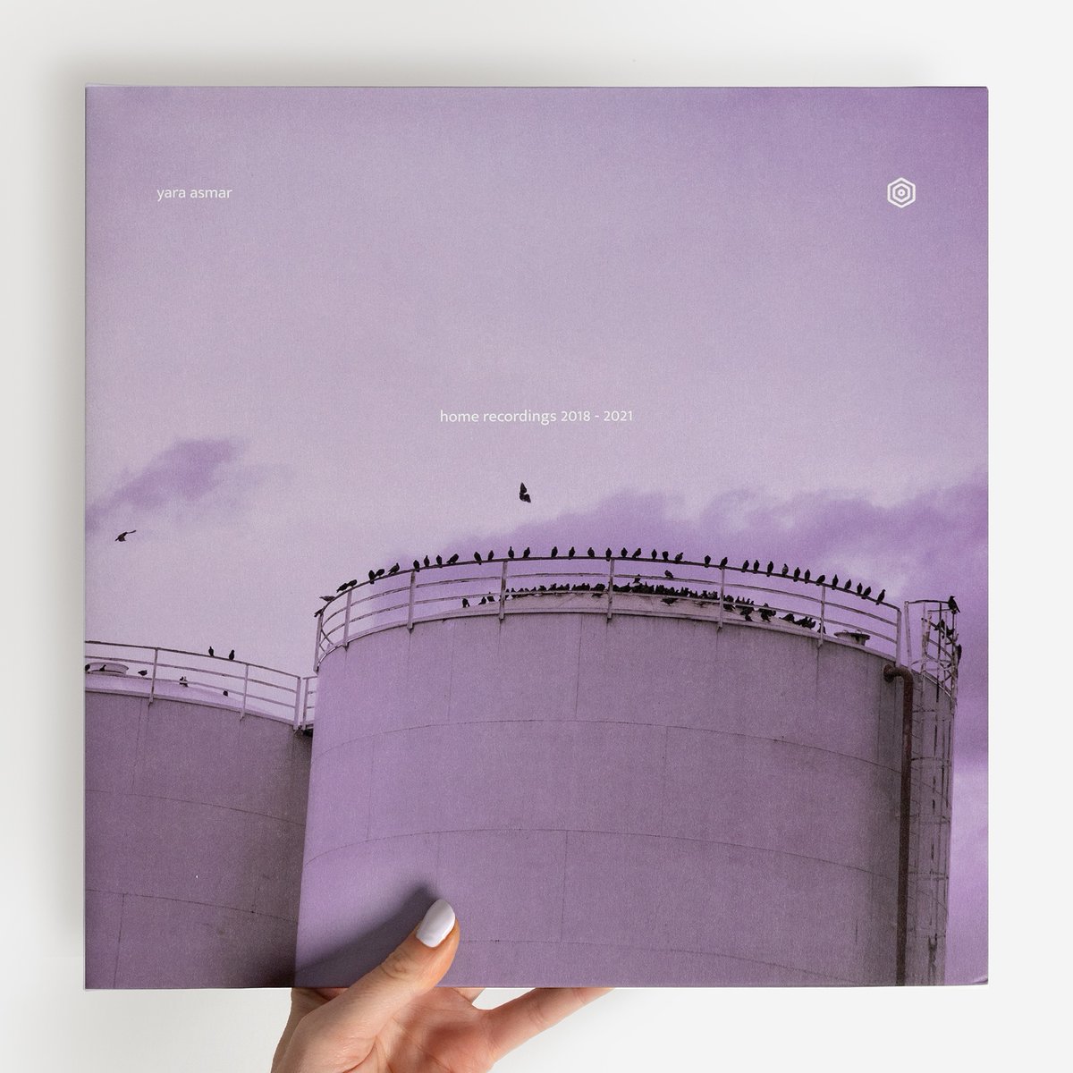 Both of Yara Asmar’s beautiful albums on vinyl for the first time as one doublepack, all intimate, fanciful and very DIY works for accordion, synth, glockenspiel, toy piano x music boxes tipped if yr into Colleen, Julianna Barwick, Mary Lattimore ✨

bit.ly/4dGhBpF