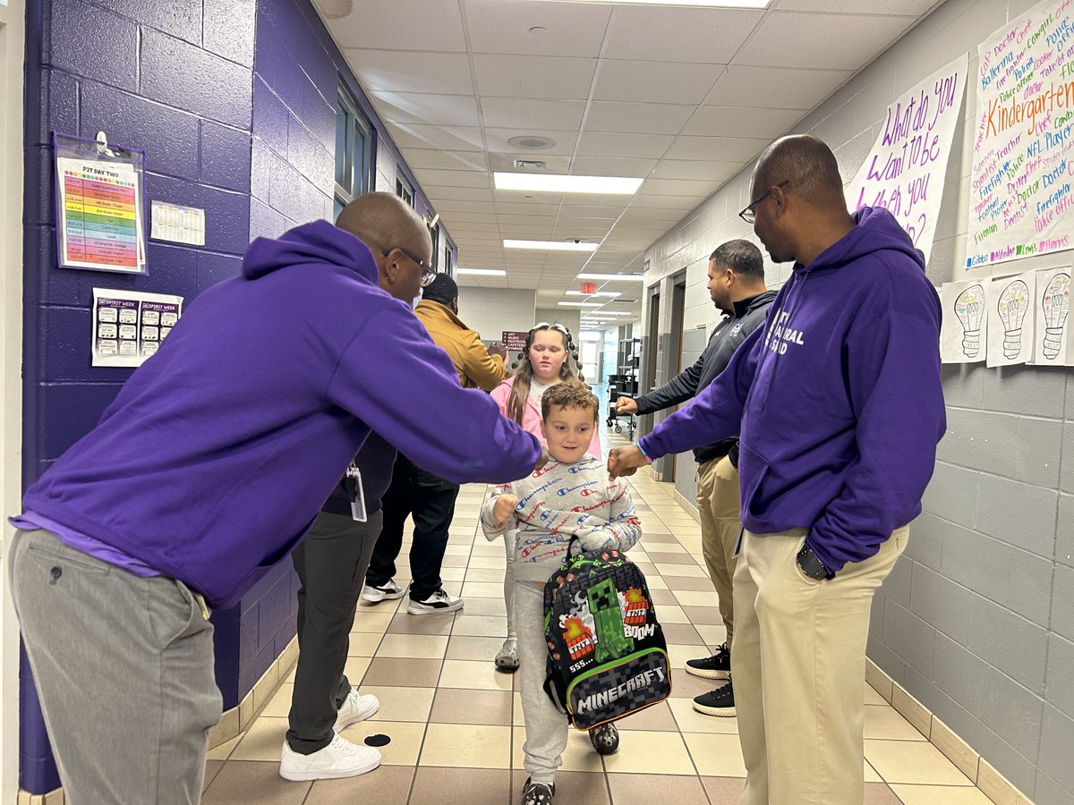 Middletown City Schools (@middletownoh) on Twitter photo π Fewer than 2% of teachers nationwide are Black men. Enter <a href="/theadmiralsquad/">The Admiral Squad</a> our affinity group for Black male educators.π Members of the Squad greeted students at <a href="/RosaPTweets/">Rosa Parks Elementary School</a> Tuesday morning to inspire, uplift, and show students the power of representation! #MiddieRising π Fewer than 2% of teachers nationwide are Black men. Enter <a href="/theadmiralsquad/">The Admiral Squad</a> our affinity group for Black male educators.π Members of the Squad greeted students at <a href="/RosaPTweets/">Rosa Parks Elementary School</a> Tuesday morning to inspire, uplift, and show students the power of representation! #MiddieRising