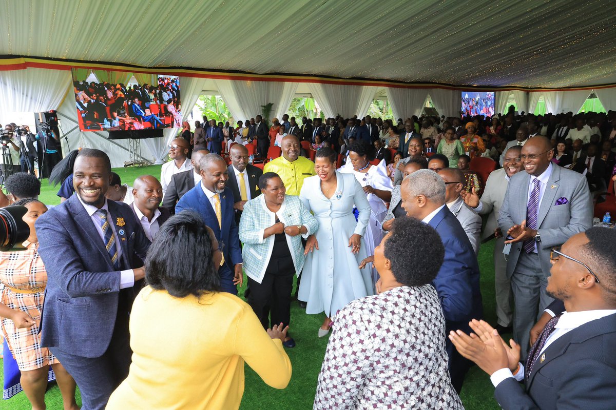 It was praise and worship as we joined <a href="/KagutaMuseveni/">Yoweri K Museveni</a> and <a href="/JanetMuseveni/">Janet K Museveni</a> for the 26th national prayer breakfast at State House, Entebbe this morning. I'm glad we have not forgotten the dictates of our motto as a country.